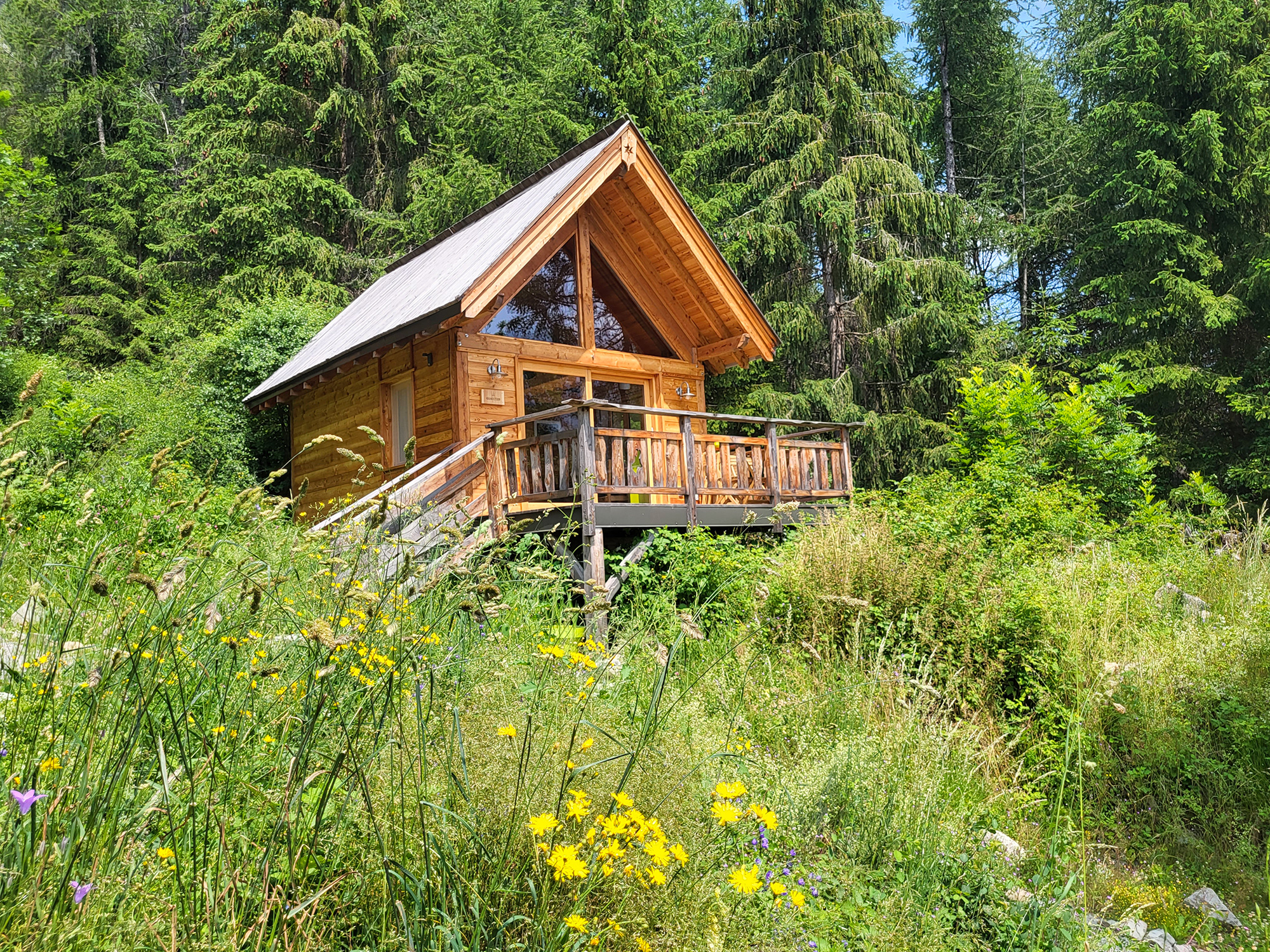 Les Cabanes du Domaine de l'Esperluette - Hébergement insolite au Lauzet-Ubaye