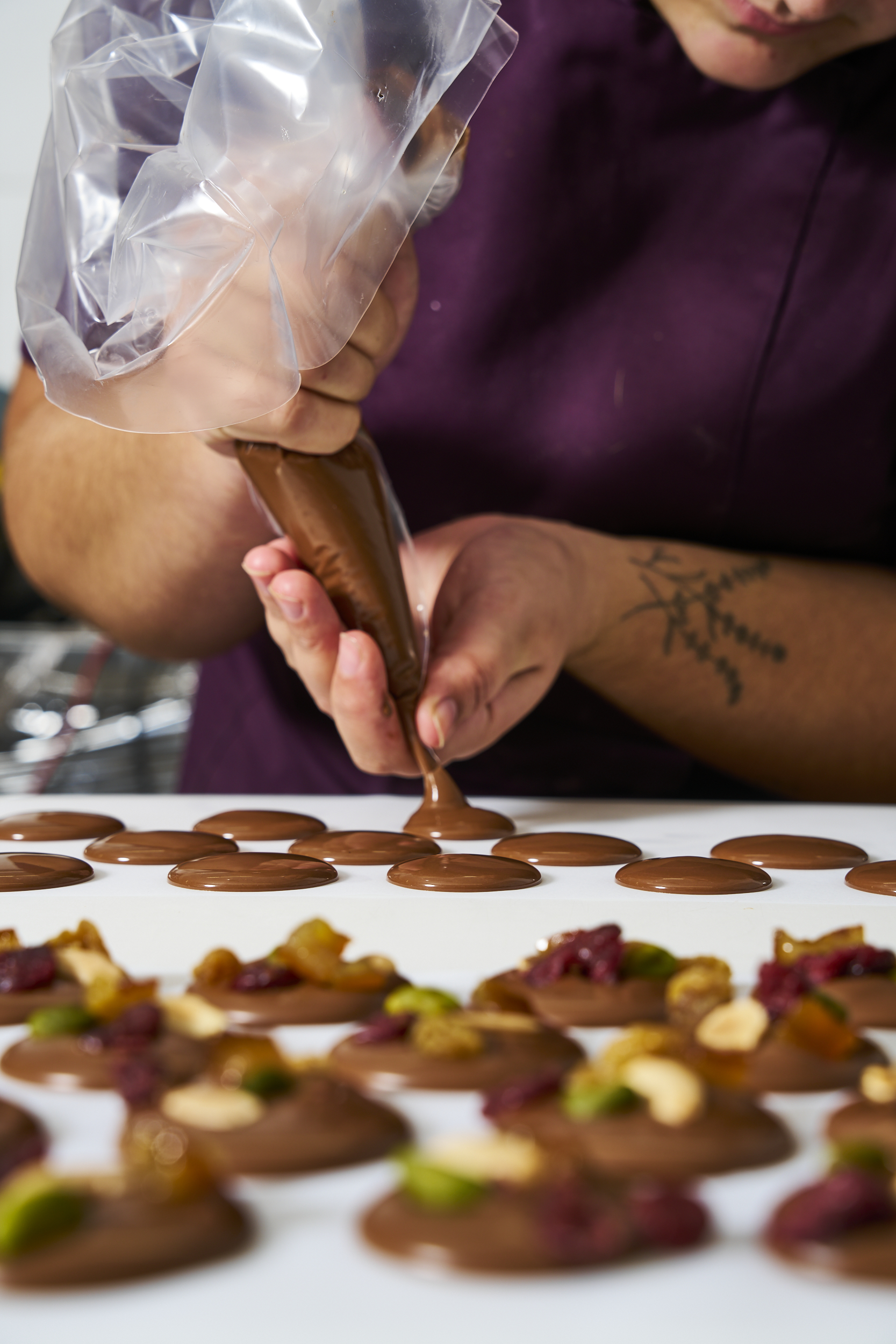 Confiserie Léonard Parli - La grande fabrique et la boutique