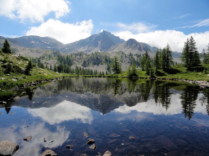 Lac miroir du Mercantour