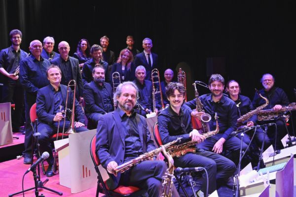 p30-31 Jazz et swing avec le Big Band 81