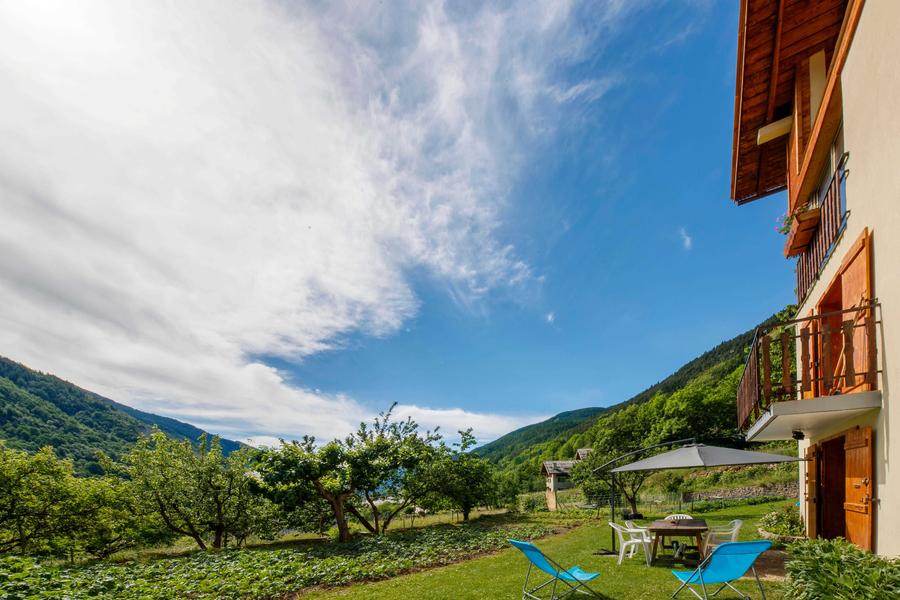 Gîte Les Jasmins-Vue du Gîte-Saint-Étienne-de-Tinée-Gîtes de France des Alpes-Maritimes