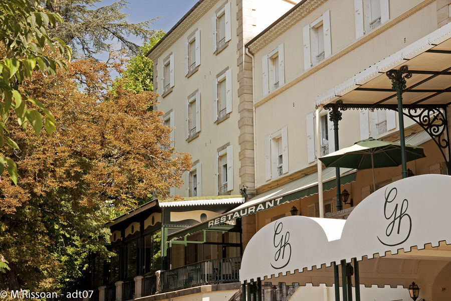 Les Bains Restaurant