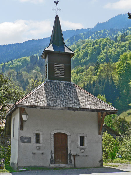 Le village de l’Etelley et sa chapelle