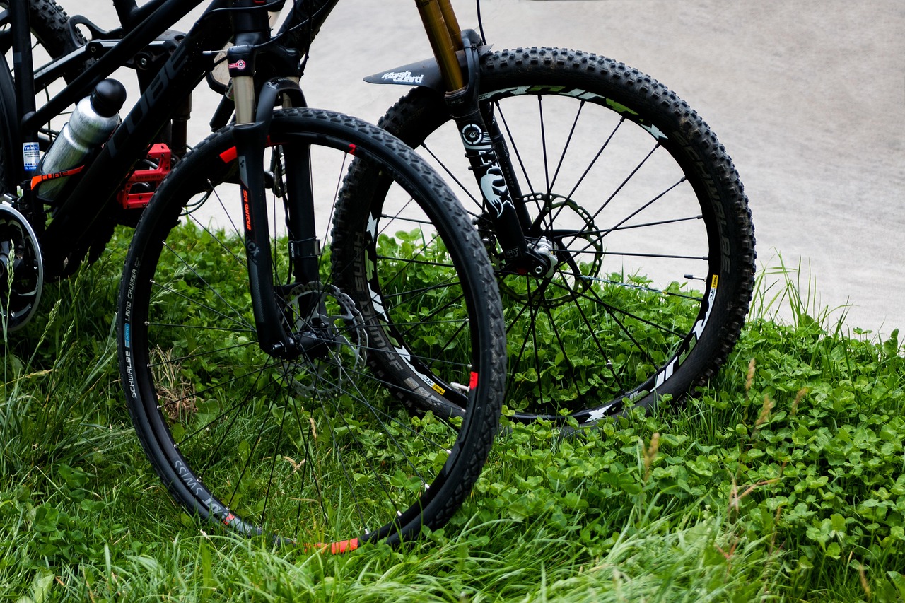 bicycle-2358376_1280