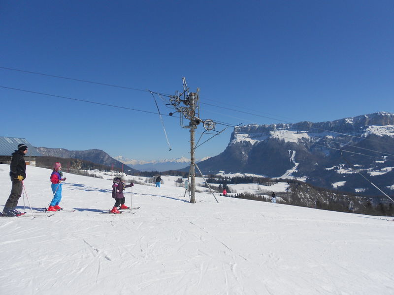Piste de ski avec vue panoramique sur la Réserve des Hauts de Chartreuse