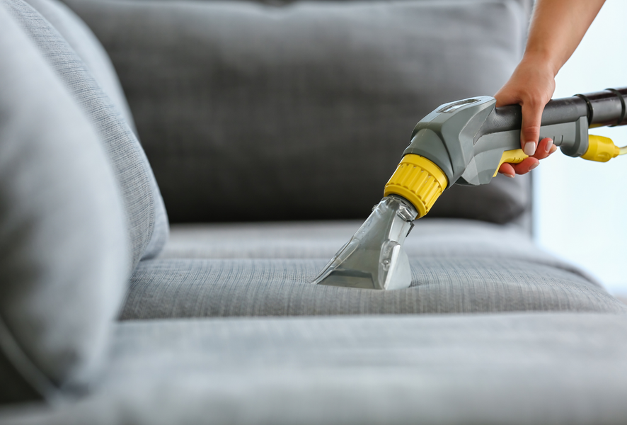 Neva Clean: Professionele reiniging van meubelstoffen_La Toussuire