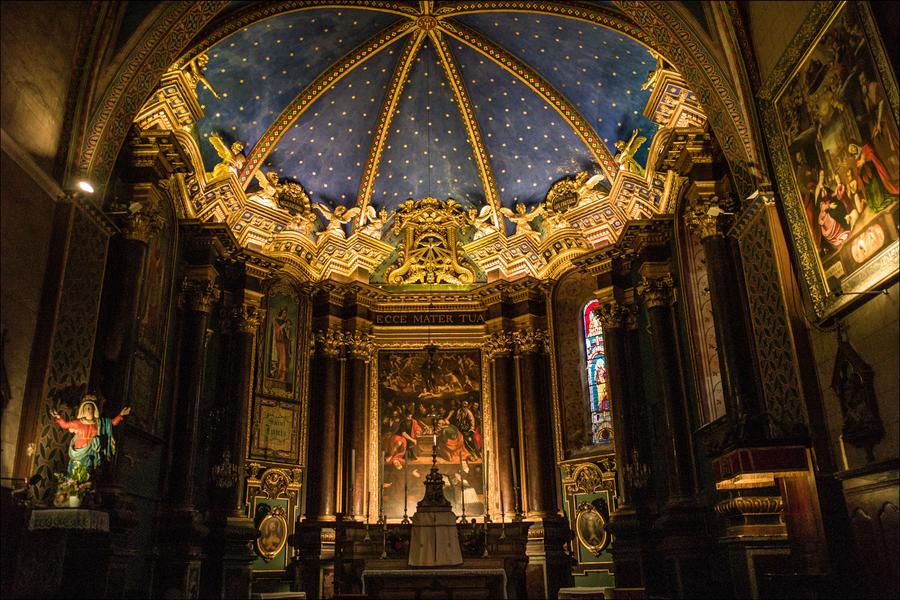 Visite pour les groupes : découverte du village fortifié et de la cathédrale