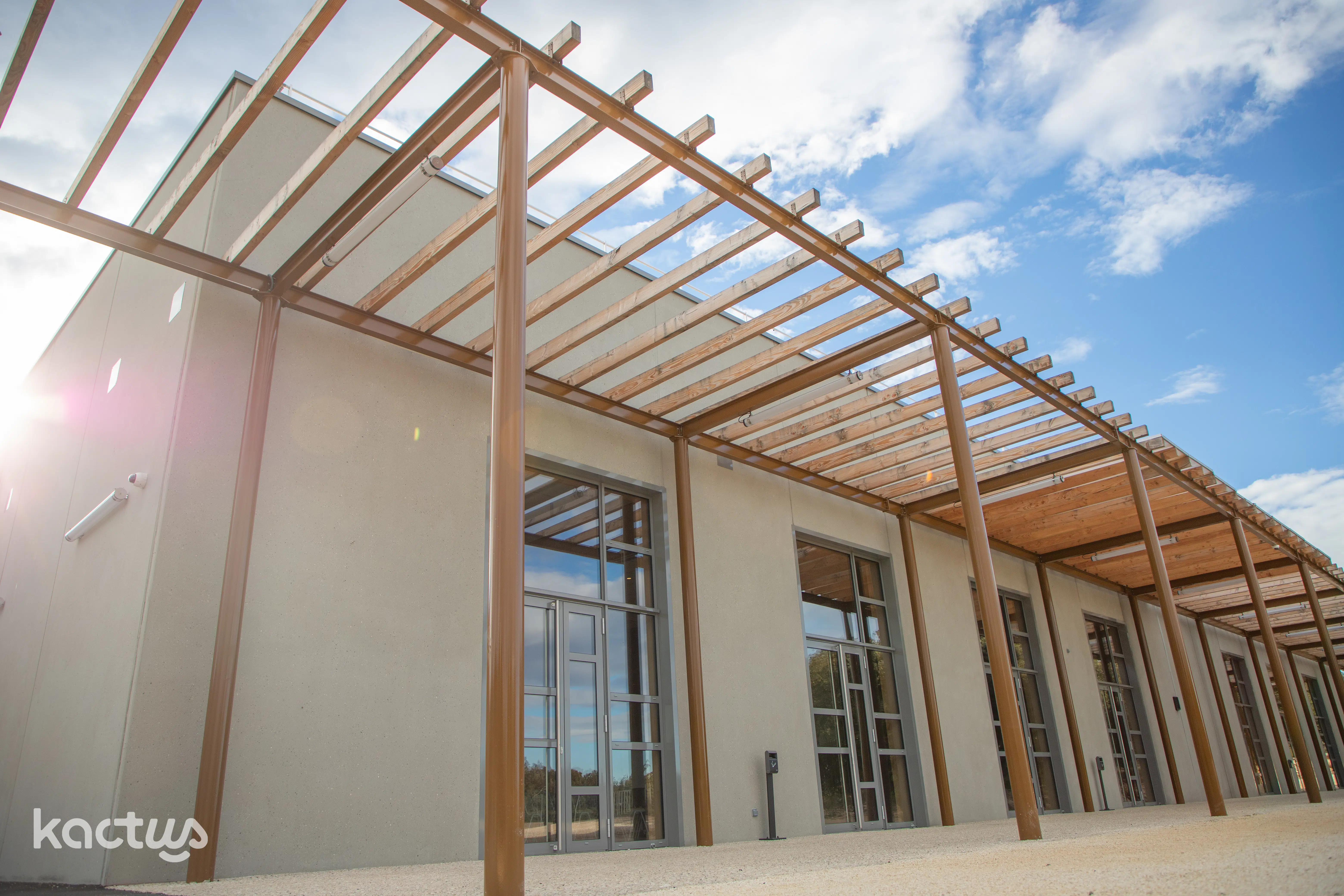 Centre de Conférences de la Grotte Chauvet 2_Vallon-Pont-d'Arc