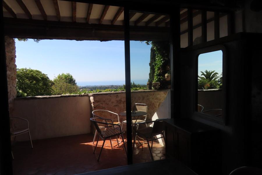 Terrasse - La Ferrage - Gîte de Groupe St Jeannet - Gîtes de France Alpes-Maritimes