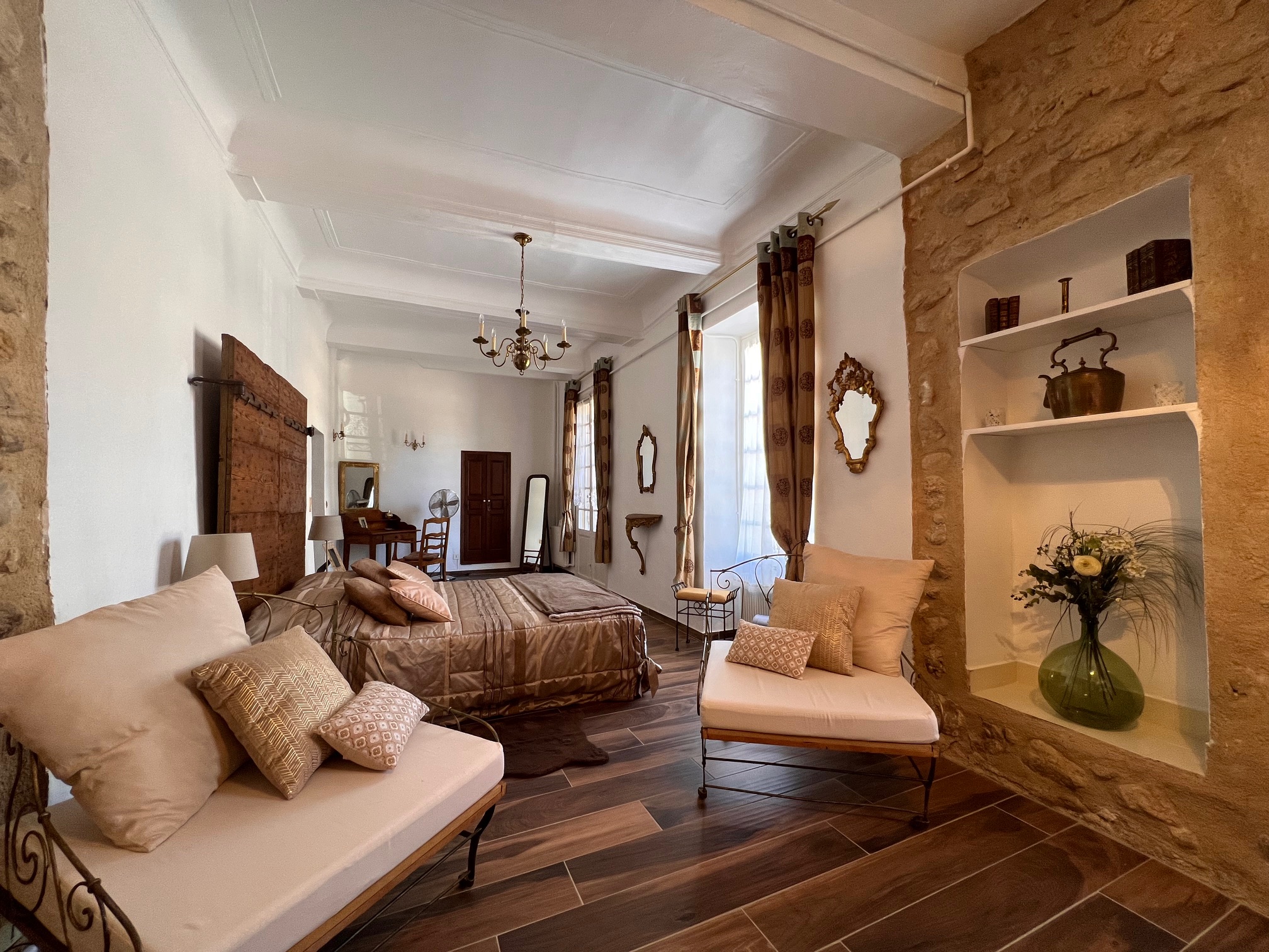 DOMAINE REGINE
