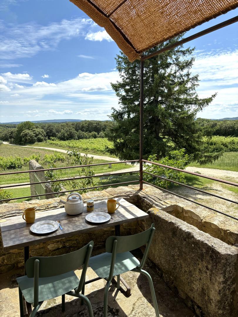 Terrasse le sablon
Le chemin d'accès à la maison est privé.
