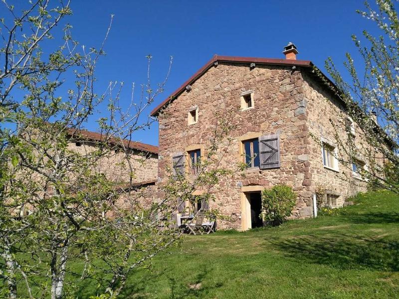 Grand Gîte \'Au Foin Tendre\' à Amplepuis (Rhône - Beaujolais Vert - proximité Lac des Sapins) : la maison.