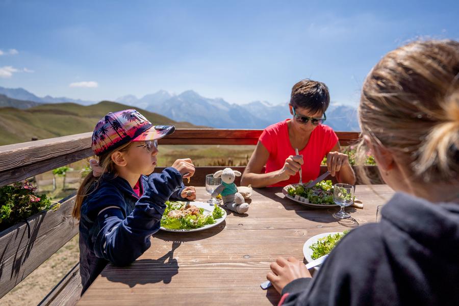 Terrasse refuge Mont Jovet - Bozel