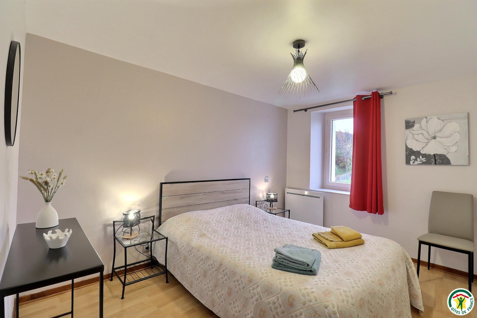 Chambre lit double (1x140x200)