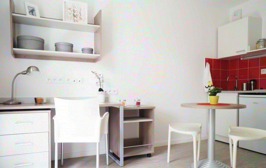 studio / kitchenette 
