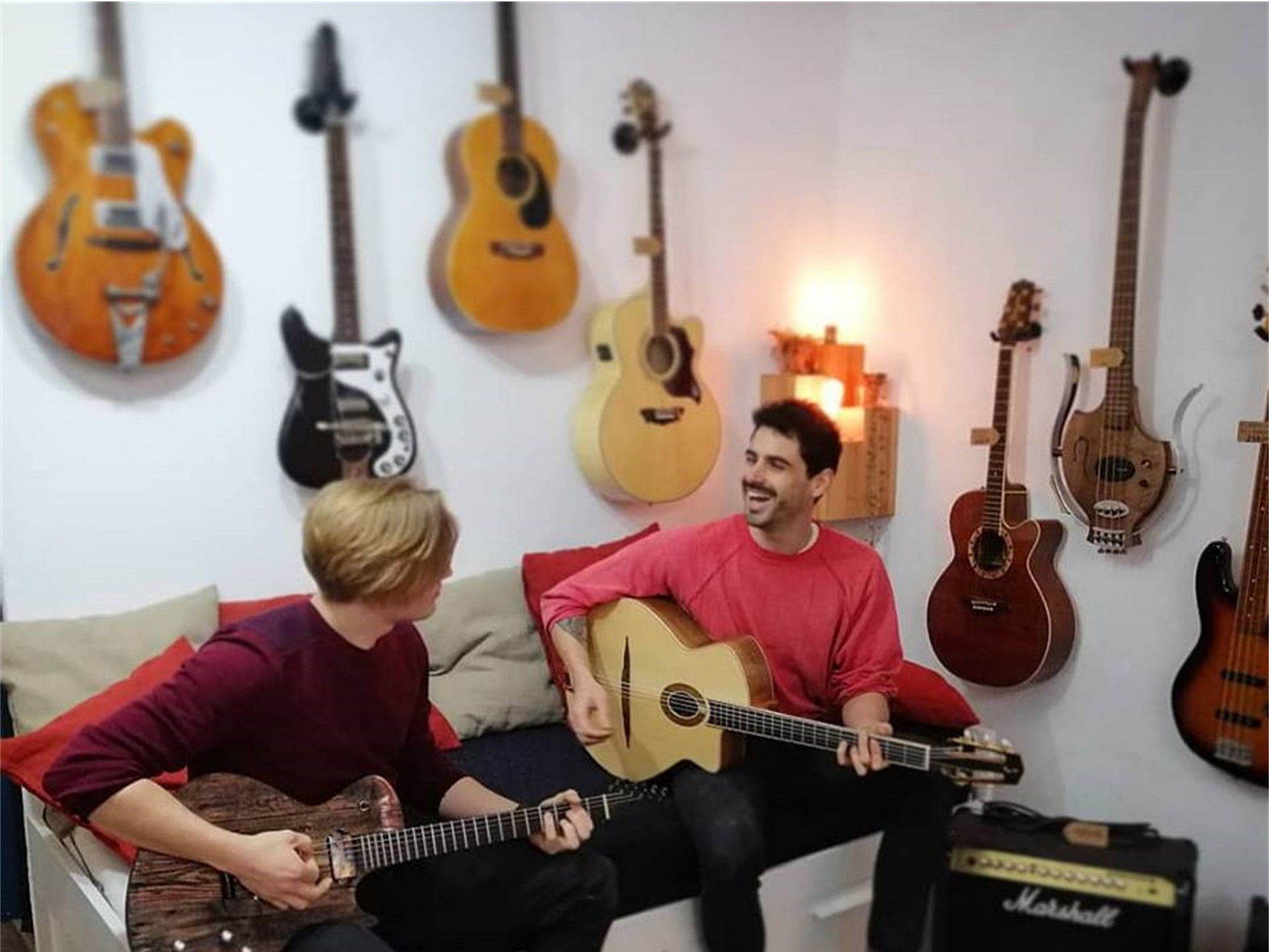 Deneuville Guitares - photo 3