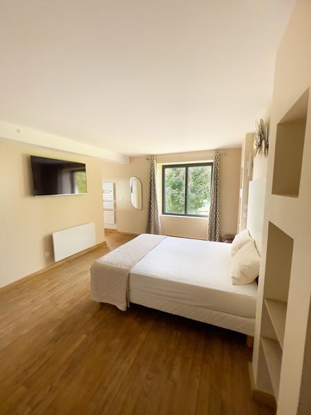 Chambre avec salle d'eau privée