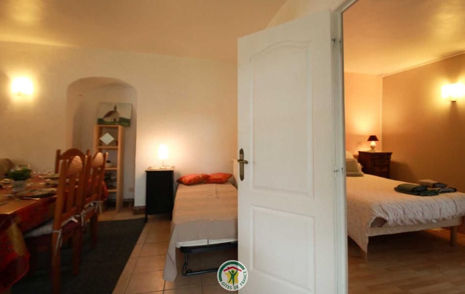 Gîte de la Maison-Forte de La Mure à BIOL