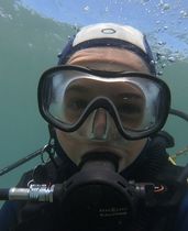 Diving into Lake Geneva