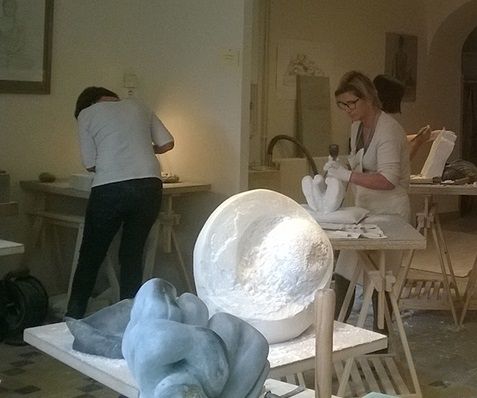 Stages de sculpture sur pierre à Trévoux