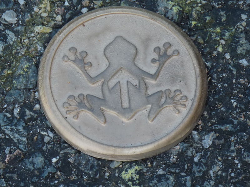 Suivez les clous pour la viste...