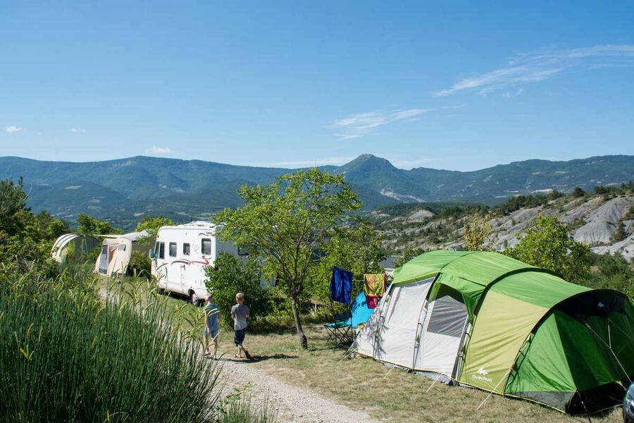Camping Les Hauts de Rosans - © Camping Les Hauts de Rosans