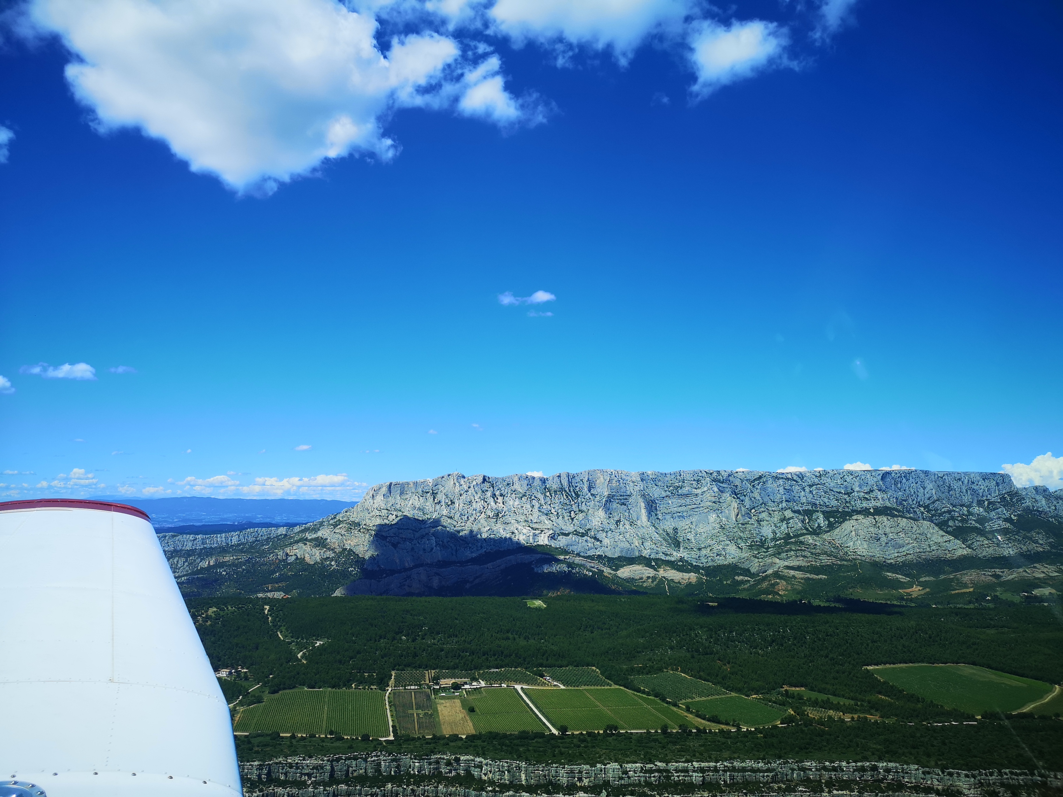 Air Azur Formation, Aix-en-Provence - photo 6