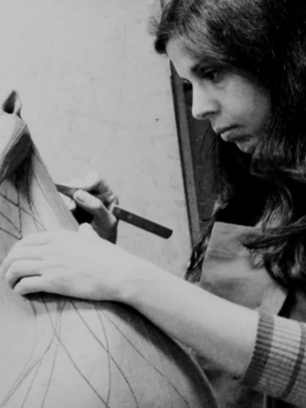 Athena Jahantigh - photo 2