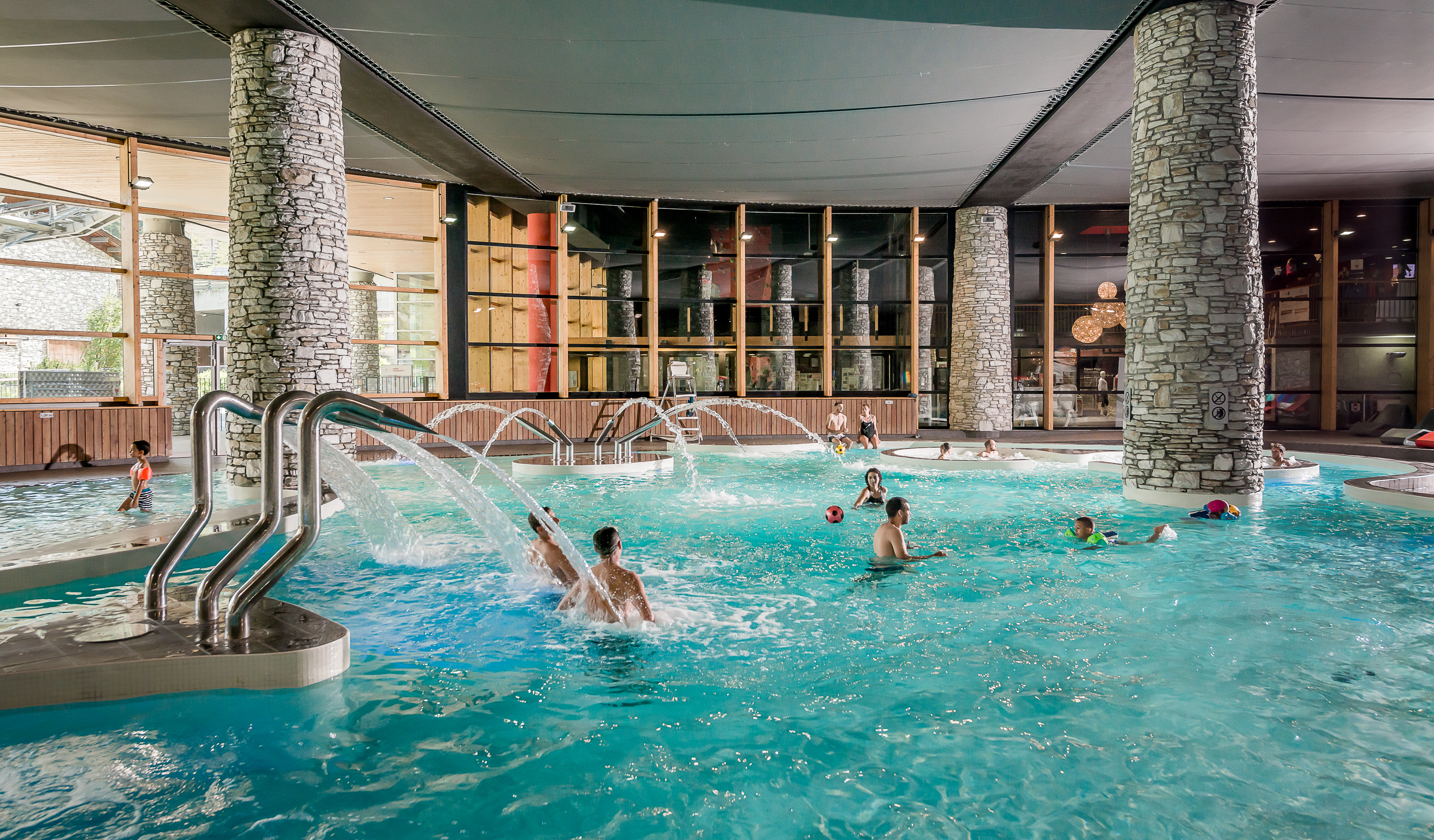 Zona della spiaggia - Piscina - Centro acquatico