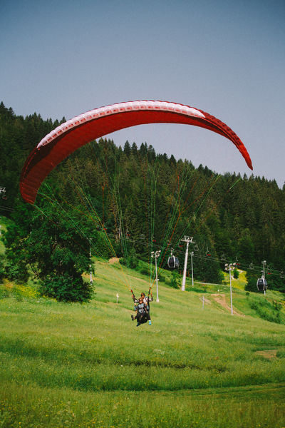 Parapente au dessus du Pleney de Morzine