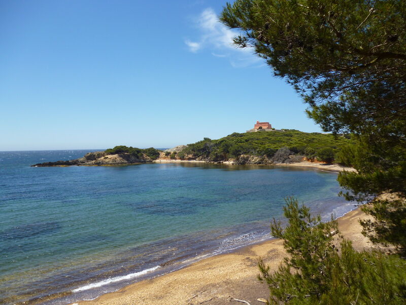 La plage noire du Langoustier
