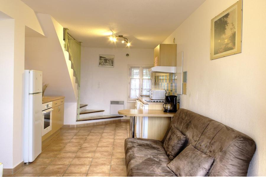 Gîte N°3 Espace des Oliviers-Séjour/Cuisine-Castagniers-Gîtes de France des Alpes-Maritimes
