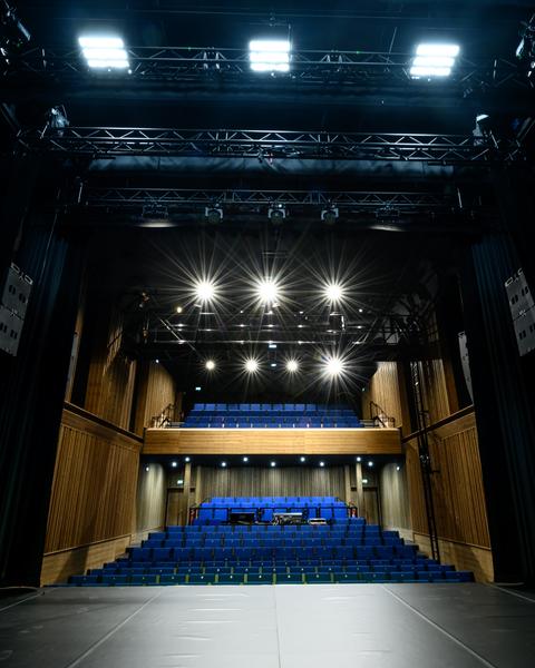 Bienvenue au théâtre