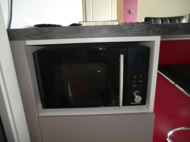Micro ondes Gîte Magnolia à Colomars Gîtes de France Alpes-Maritimes