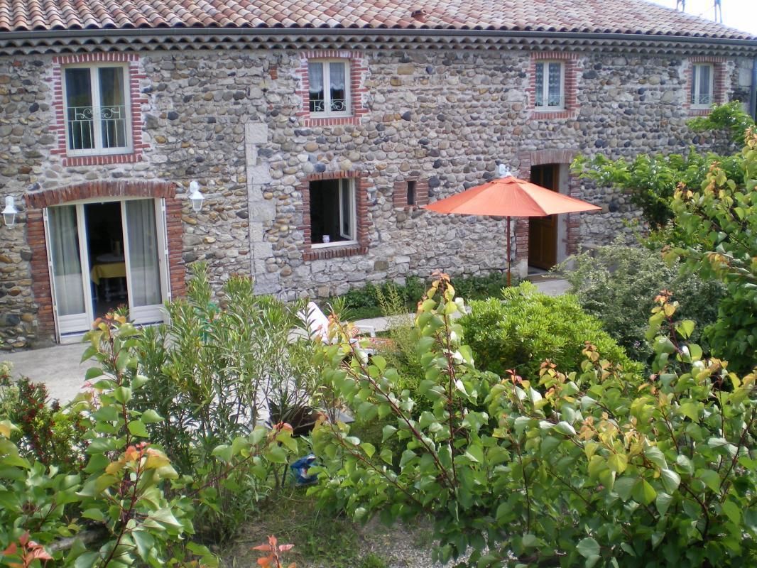 Façade Entrée et terrasse