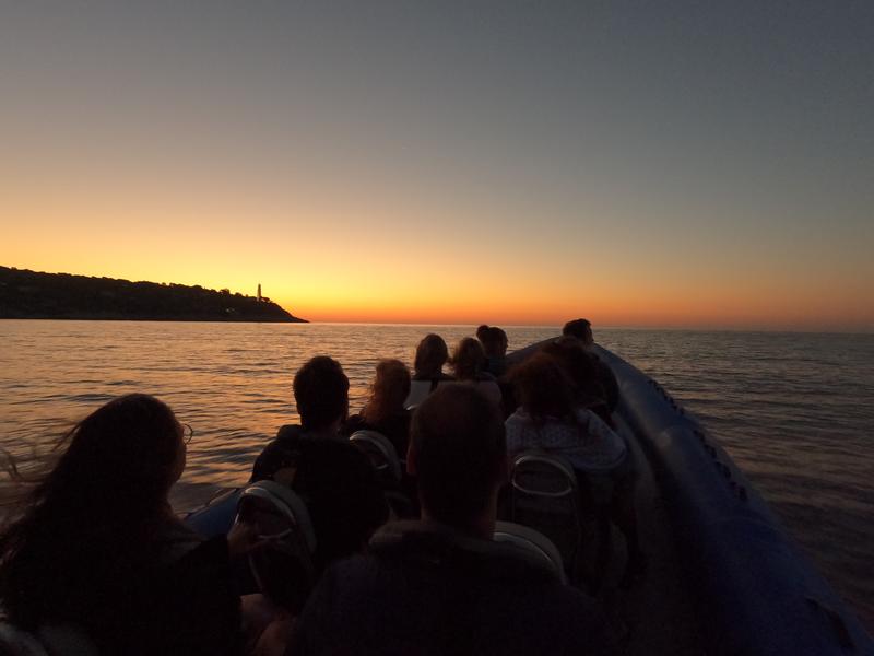 Lever de soleil en mer 