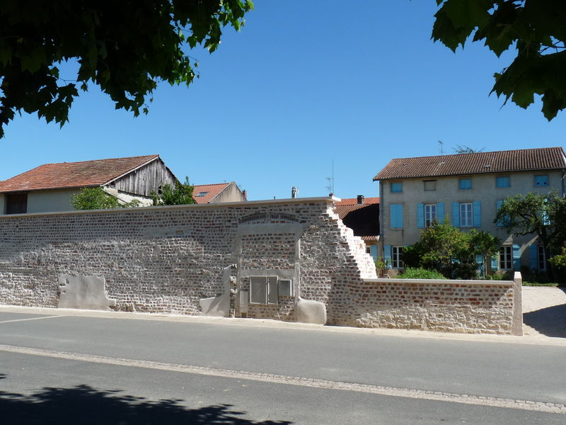 Les anciens remparts
