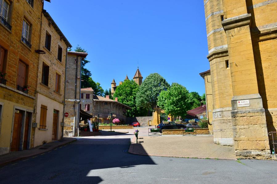 Centre bourg de Bully