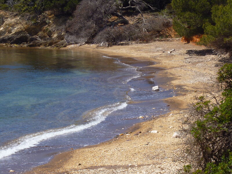 La plage noire du Langoustier