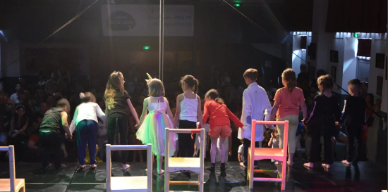 Cirque en scène - spectacle de fin d'année_L'Isle-Jourdain