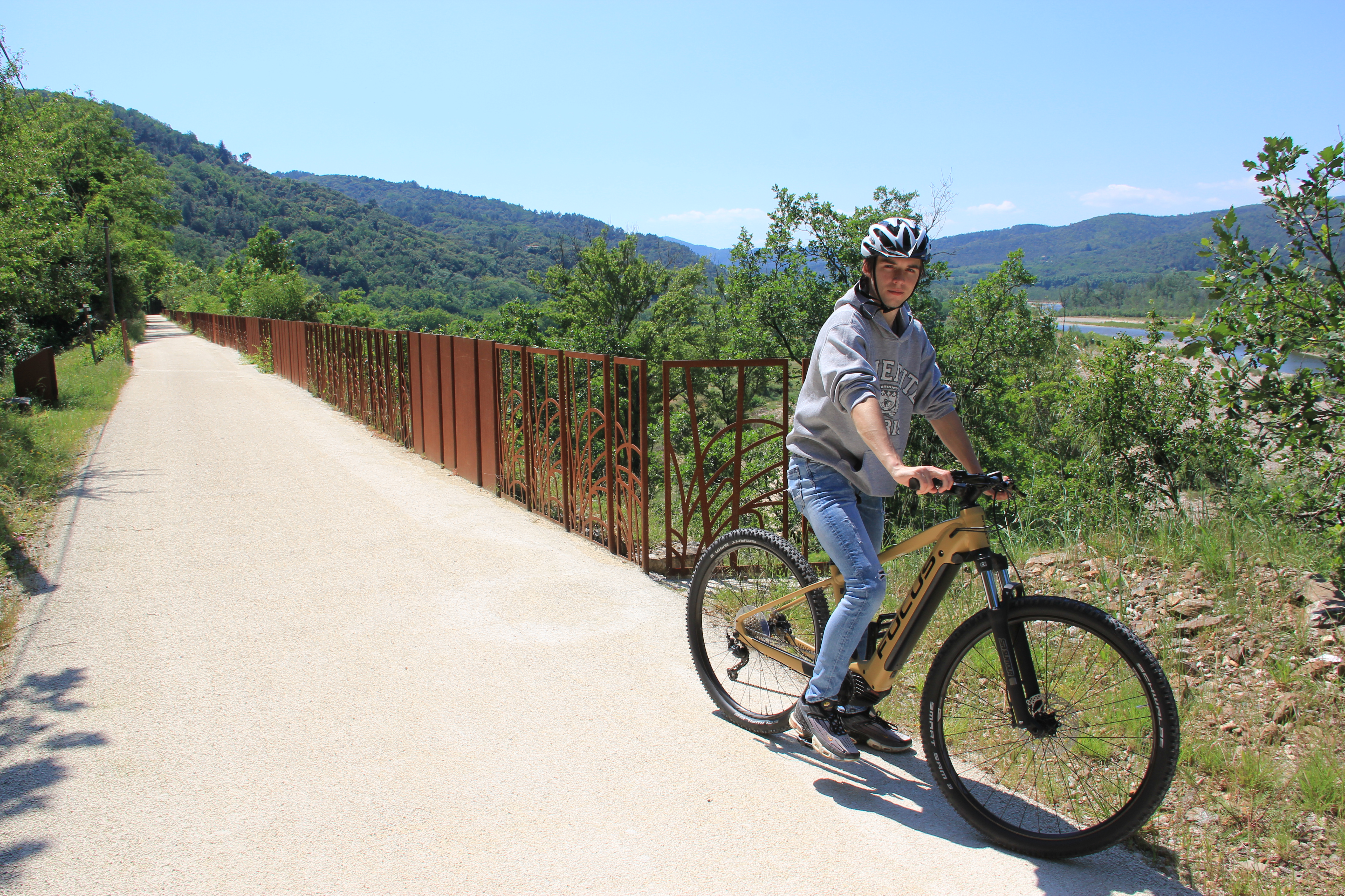 Sur la Dolce Via en Vallée de l'Eyrieux