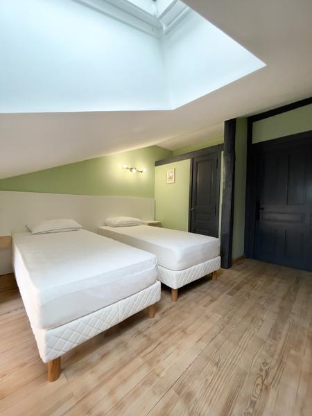 Chambre lits simples