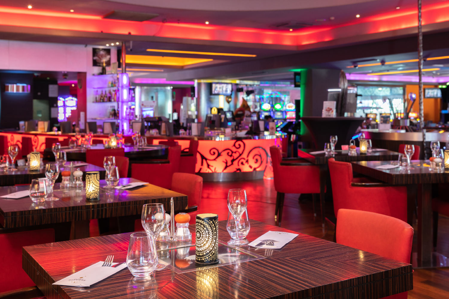 O'ZE bar Lounge - restaurant