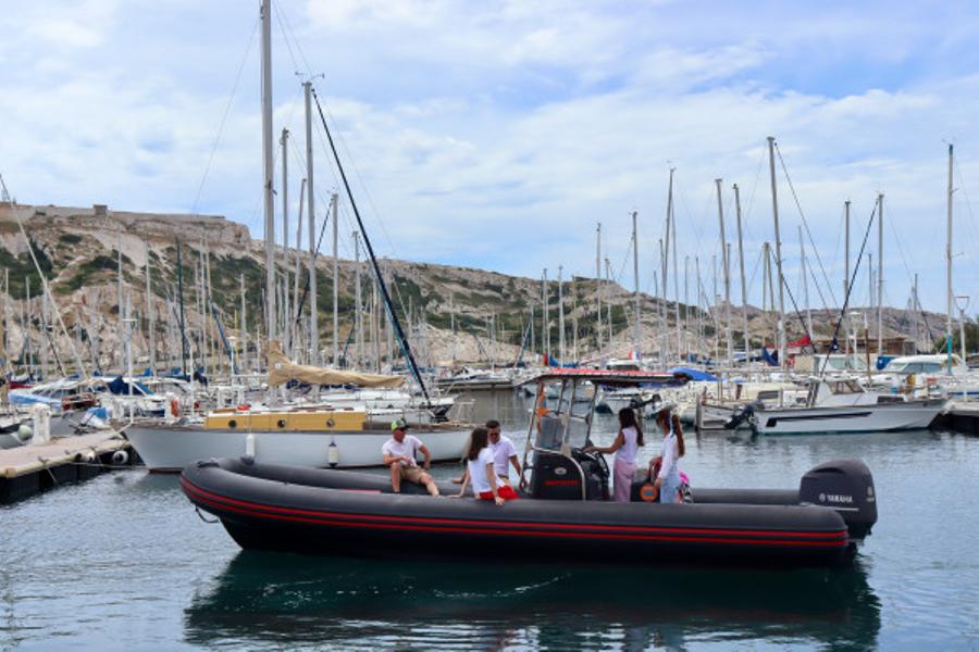 SEMI-RIGIDE - Transfert au restaurant