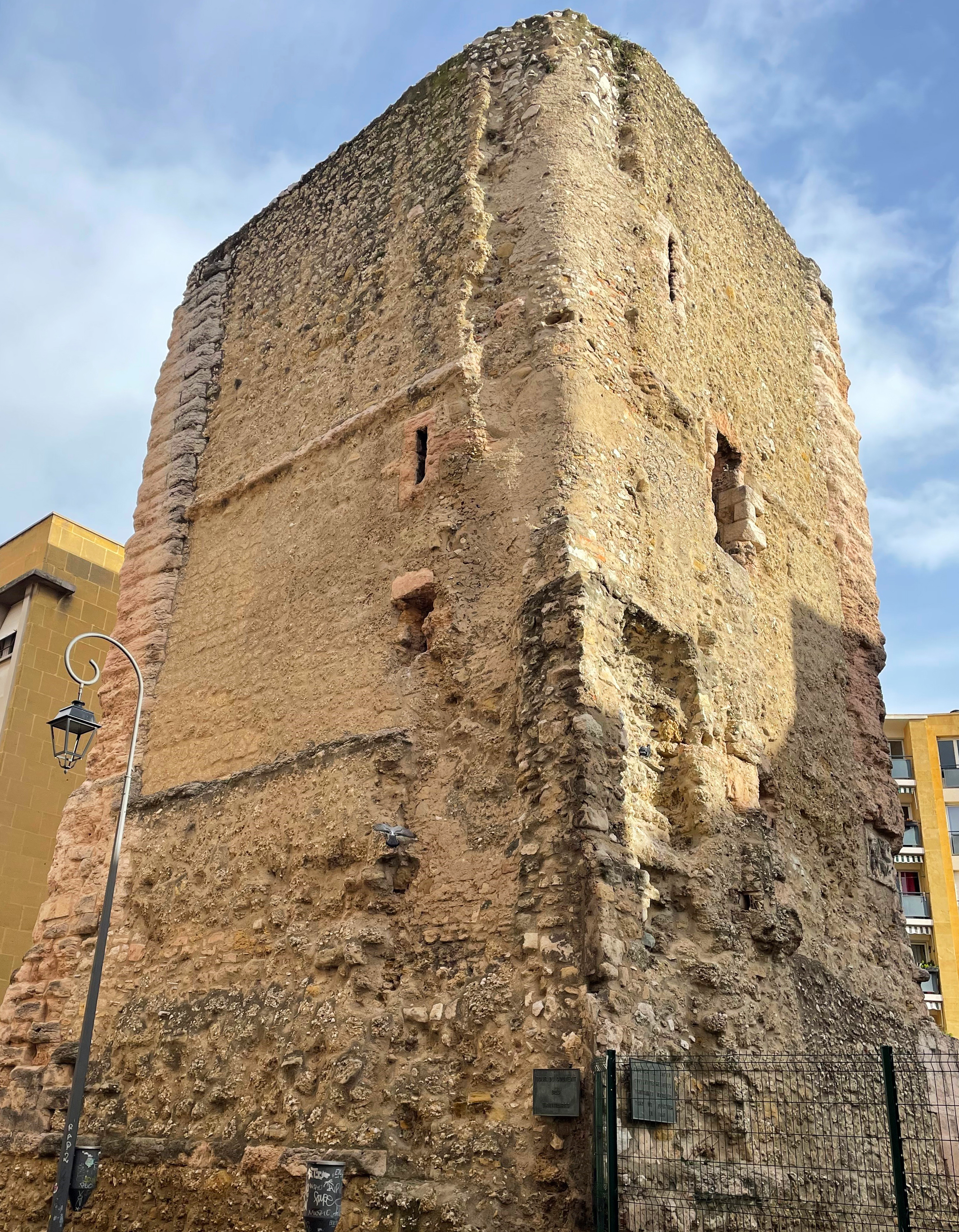 Couvent et Tour des Trinitaires