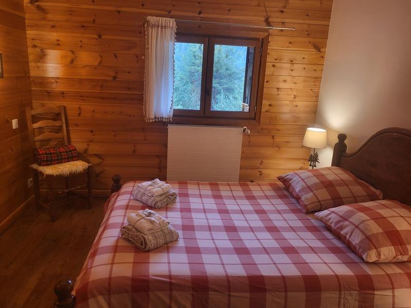 Gite Pacha-Chambre 1-Saint-Dalmas-Valdeblore-Gîtes de France Alpes-Maritimes