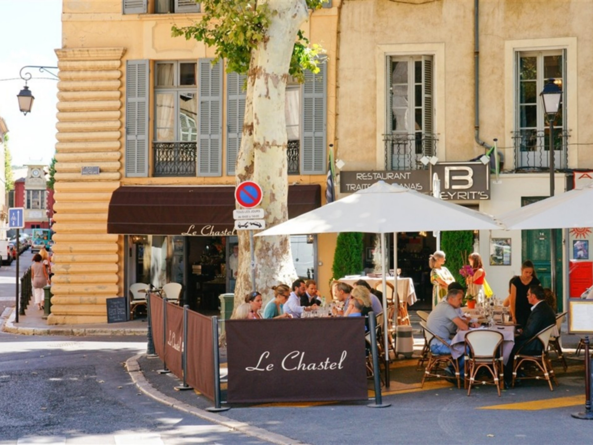 Le Chastel