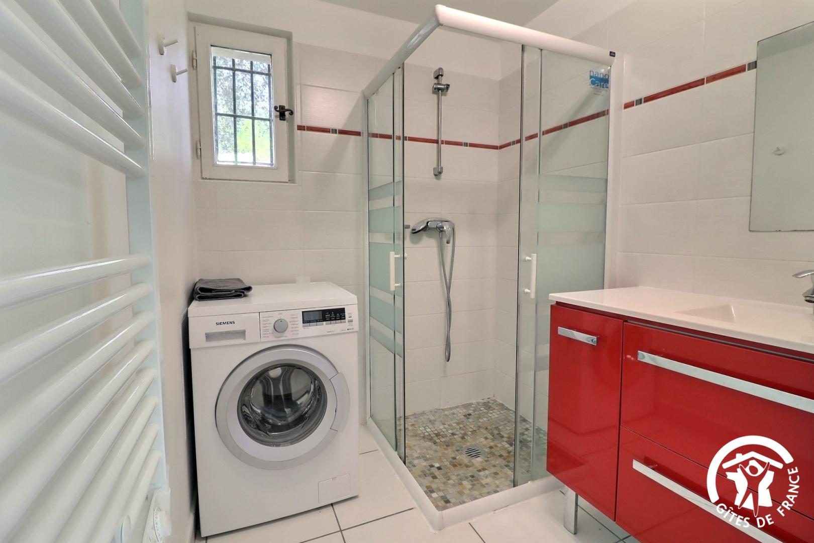 Pivoine, Cadolive - photo 6