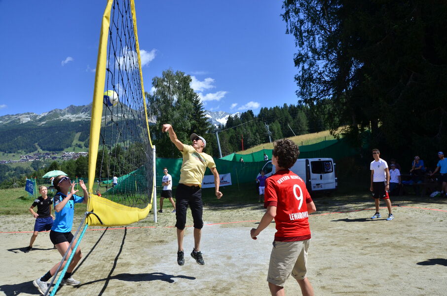 Terrain de volley aux Coches