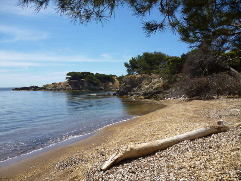 La plage noire du Langoustier